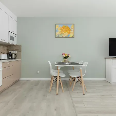 Azalia Marina Basen & Epapartamenty * Dziwnów