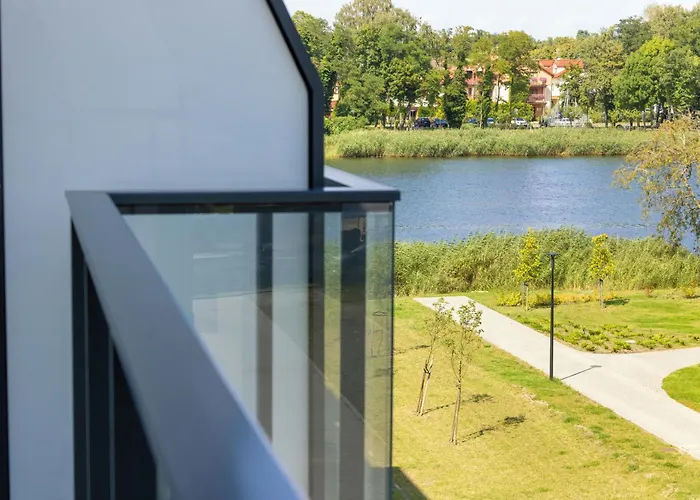 Azalia Marina Basen & Epapartamenty