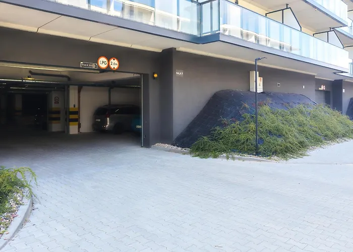 Azalia Marina Basen & Epapartamenty Dziwnów